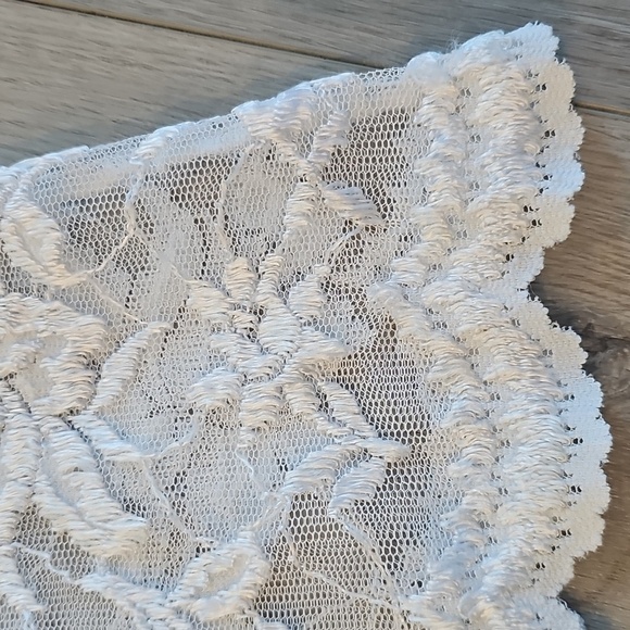 Vintage Lady Cameo Floral Lace Camisole Slip, Med - Picture 4 of 14